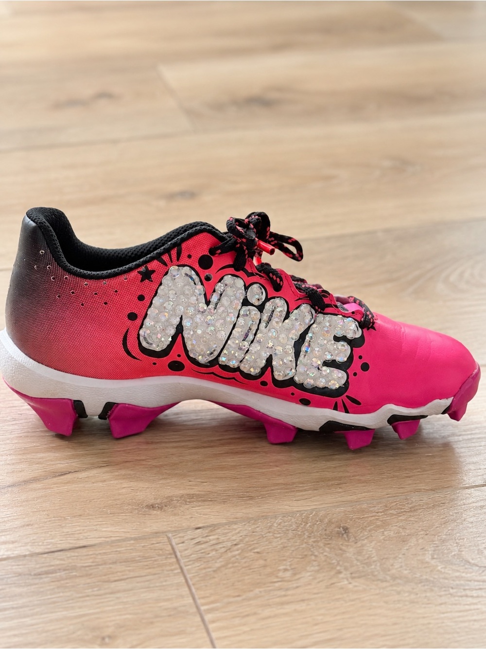 Nike Diamond Fastflex Pink Rhinestone Softball Cleats 2.5Y
